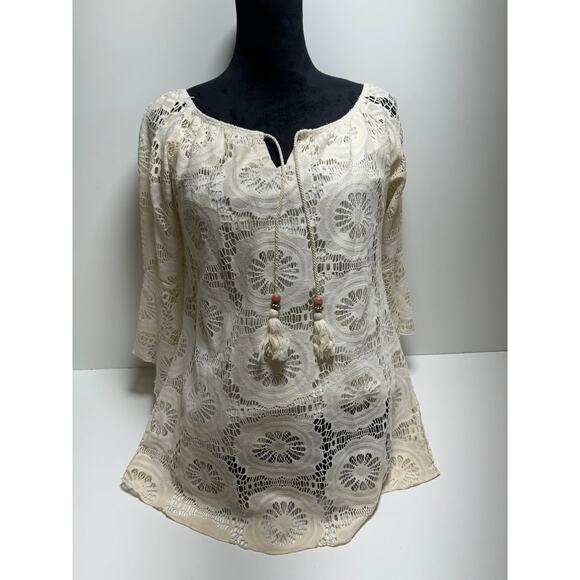 Boho Chic Women’s Blouse Sz Small Crochet White 3/4 Bell Sleeve House of Trends - Picture 1 of 10